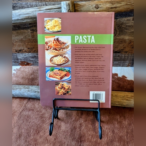 2001 Vintage Pasta Irresistible Recipe Book - Picture 2 of 14